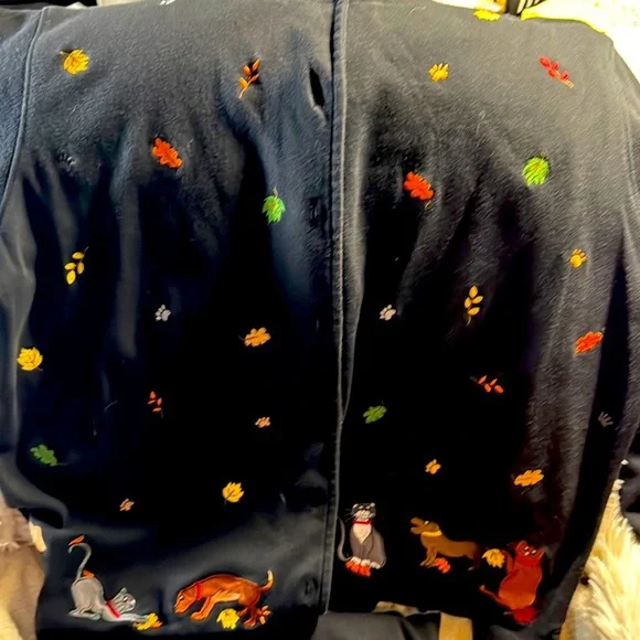 Women’s two piece skirt set. - Picture 1 of 3